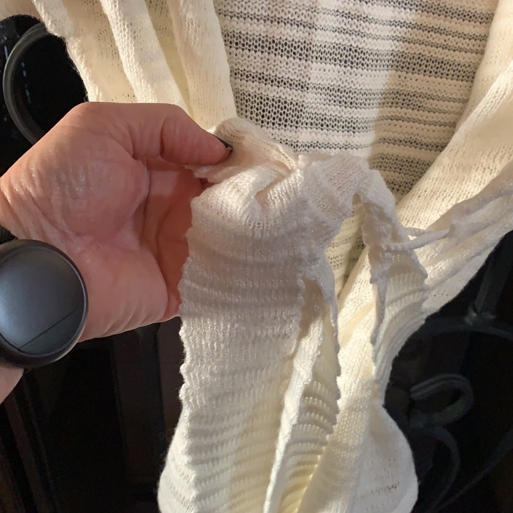 Sweater - Picture 3 of 5